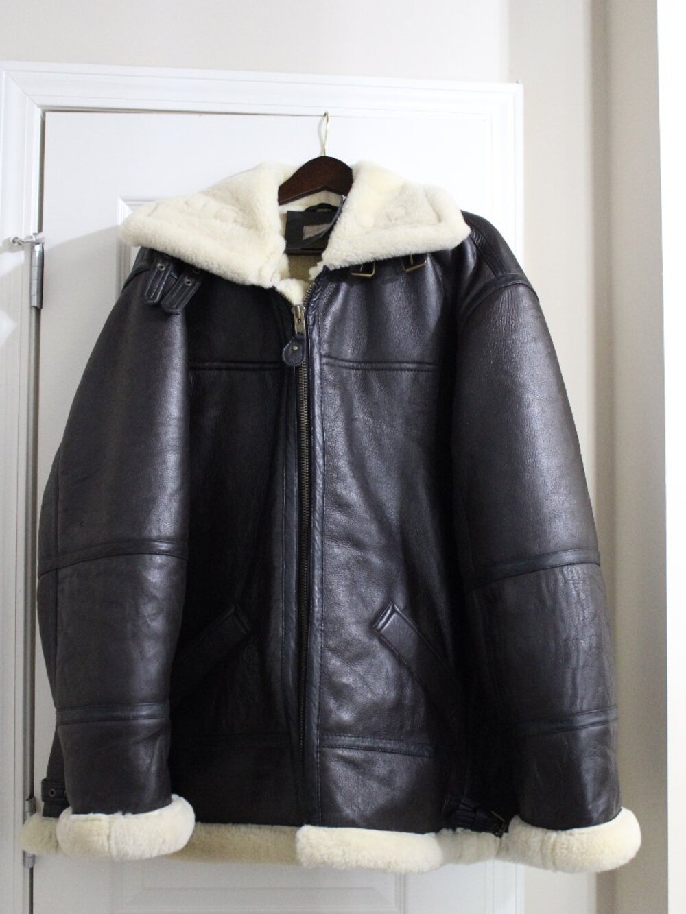 Mens Leather Bomber Shearling Jacket